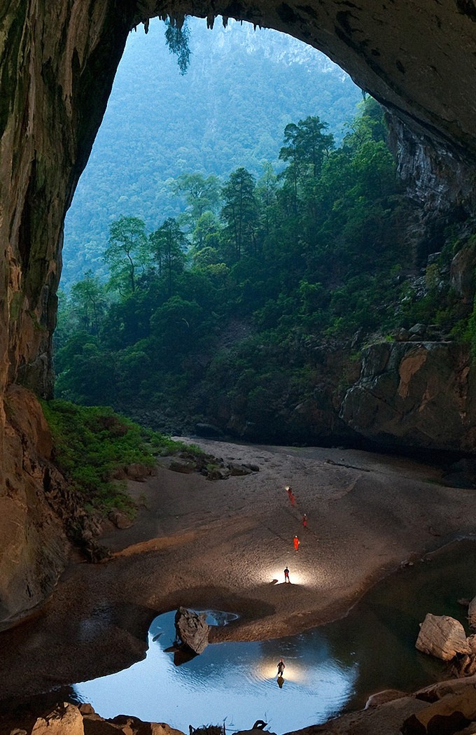 Пещера Ханг-Ен (Hang En Cave)